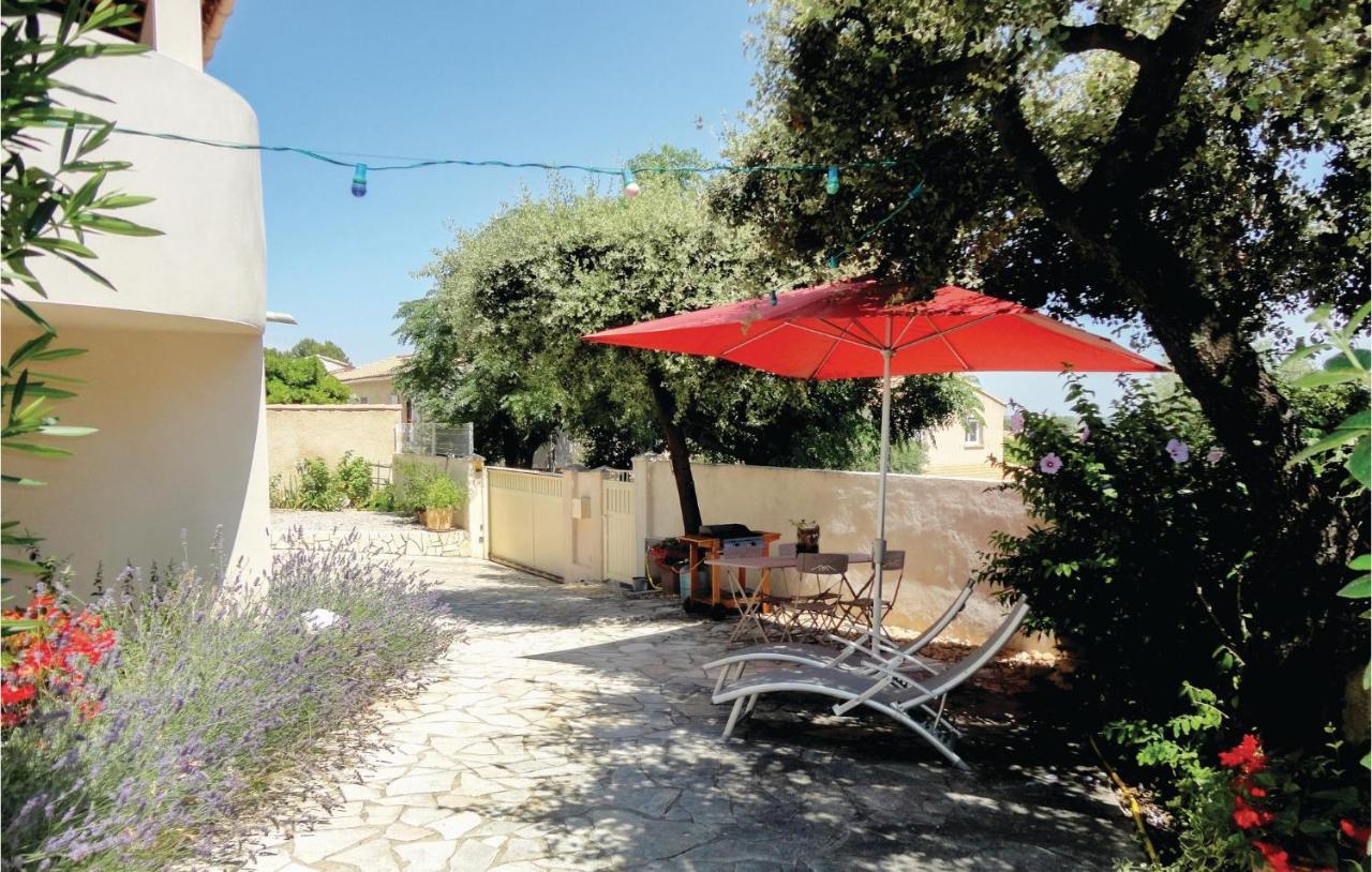 Stunning Apartment In Pignan With Kitchen מראה חיצוני תמונה