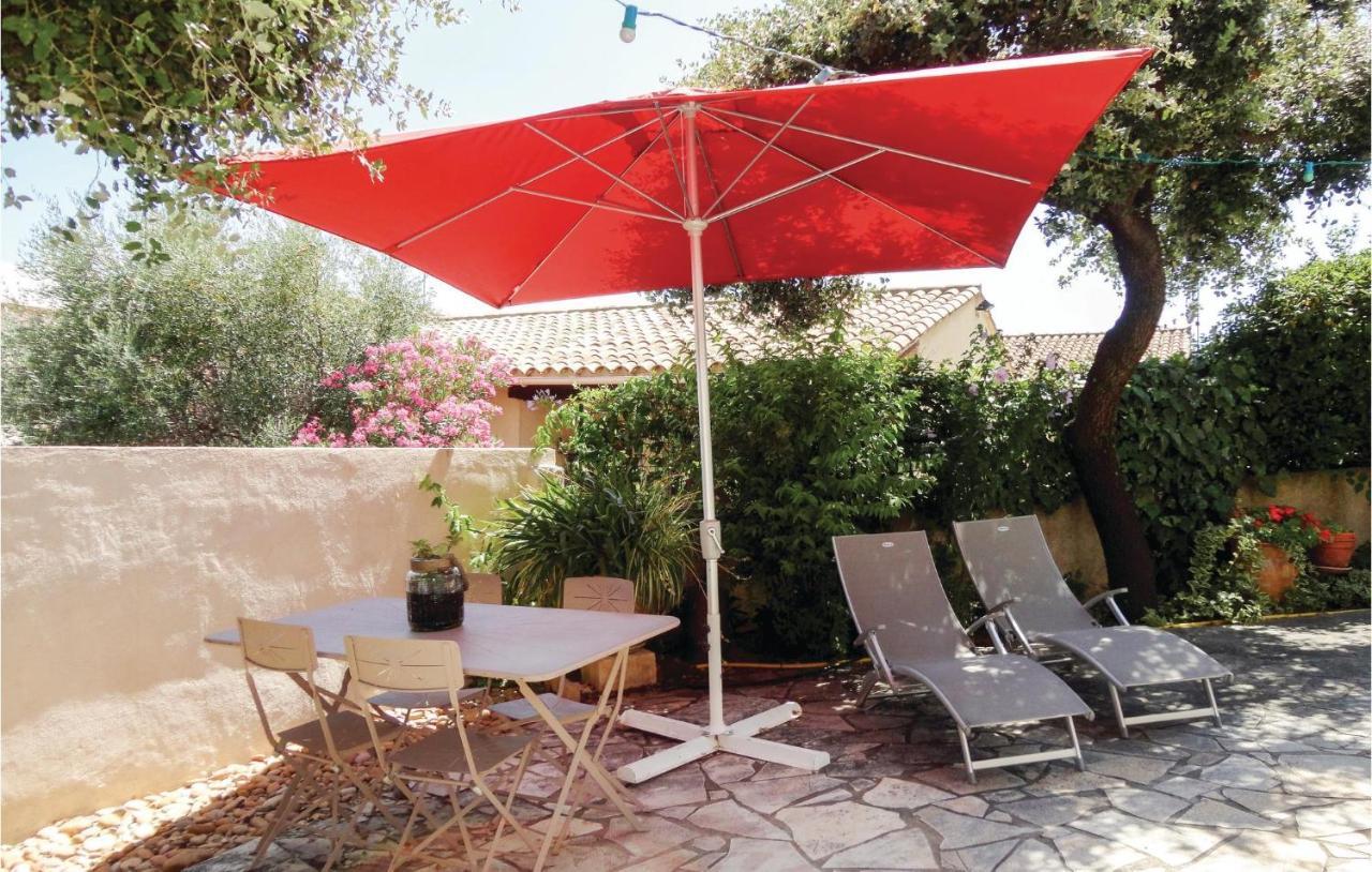 Stunning Apartment In Pignan With Kitchen מראה חיצוני תמונה